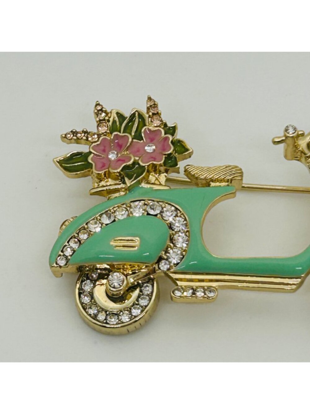 Anne Klein Green Enamel Scooter Brooch With Dog & Flower Rhinestone Accents - Picture 5 of 11